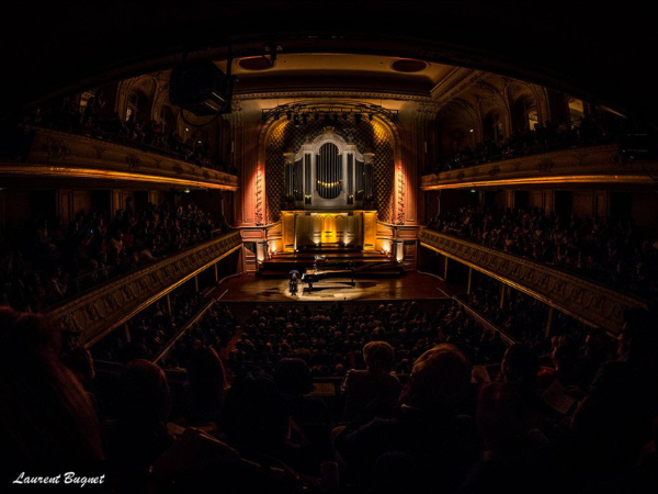 Lire la suite à propos de l’article Un virtuose Imagine, Tristan Pfaff, à la salle Gaveau.