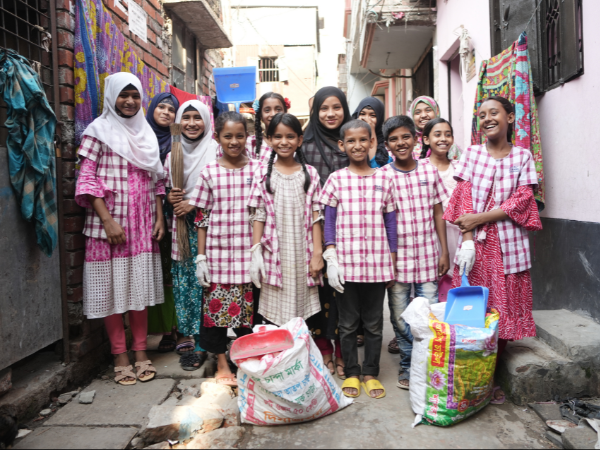 Read more about the article The “Imagine School Program” in Bangladesh with “We Act For Kids” Fond’actions